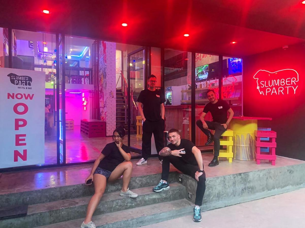 Slumber Bangkok Soi 1 Hostel Екстериор снимка